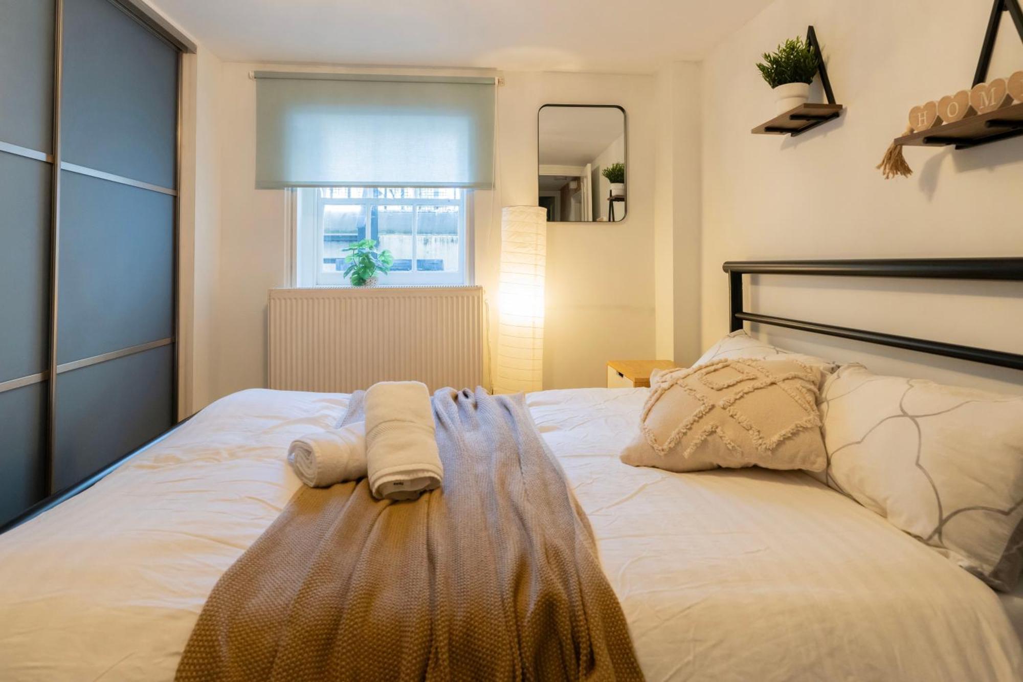 شقة Gorgeous 2Bed House In New Road لندن المظهر الخارجي الصورة