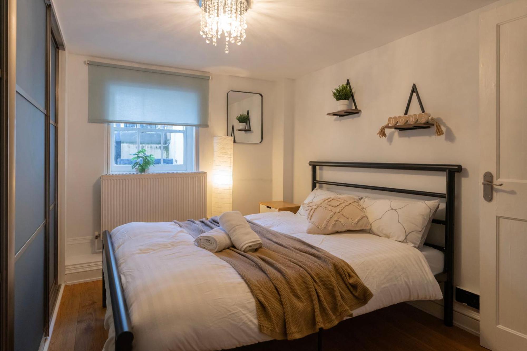 شقة Gorgeous 2Bed House In New Road لندن المظهر الخارجي الصورة